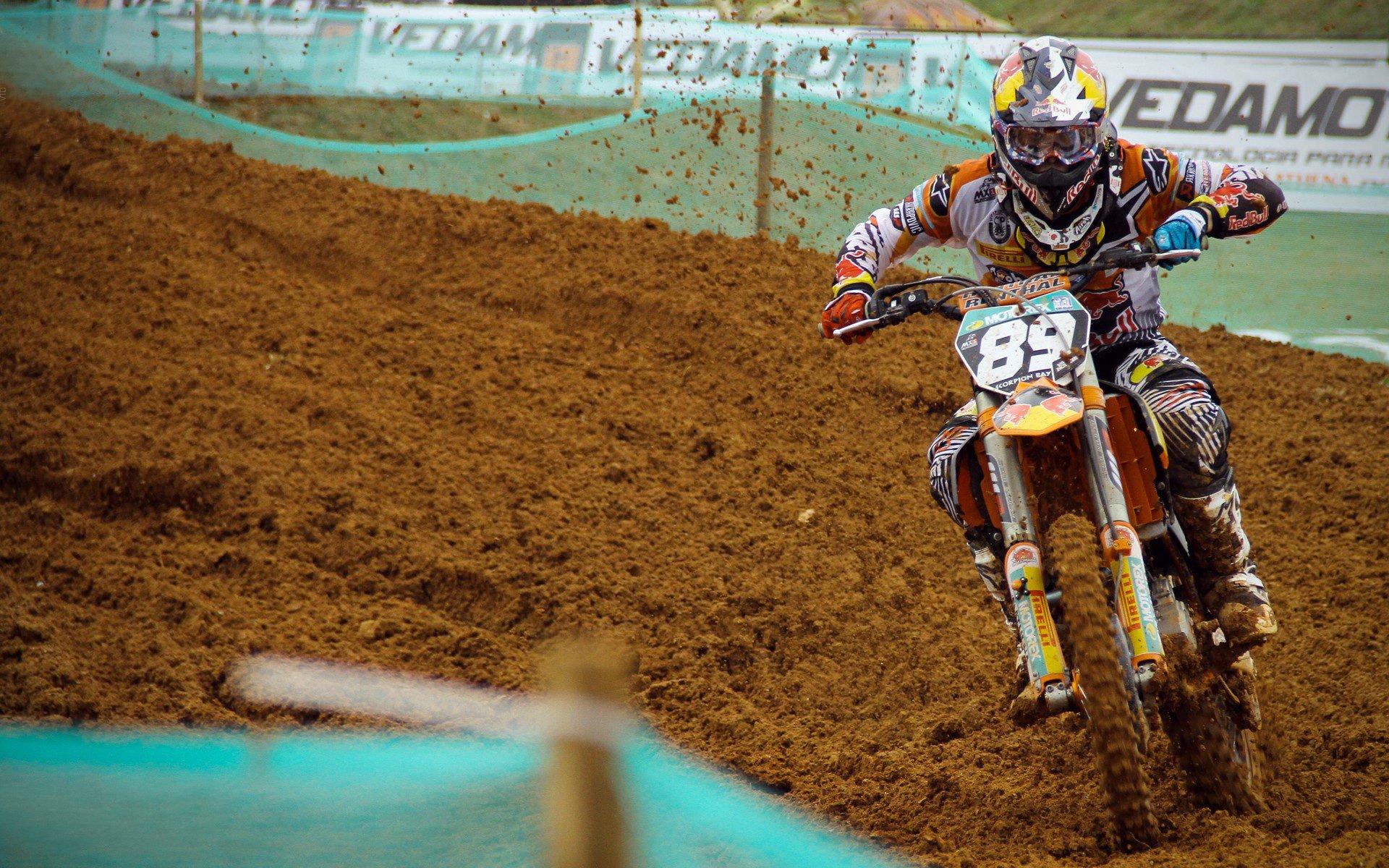 保罗深情告别赛季征程，万千不舍藏心间，一季感恩化前行