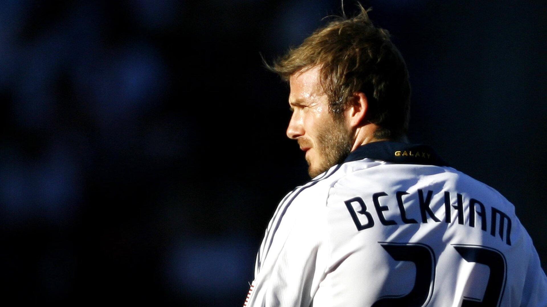 绿茵信仰的迁徙，当一代人的目光随巨星轨迹转动